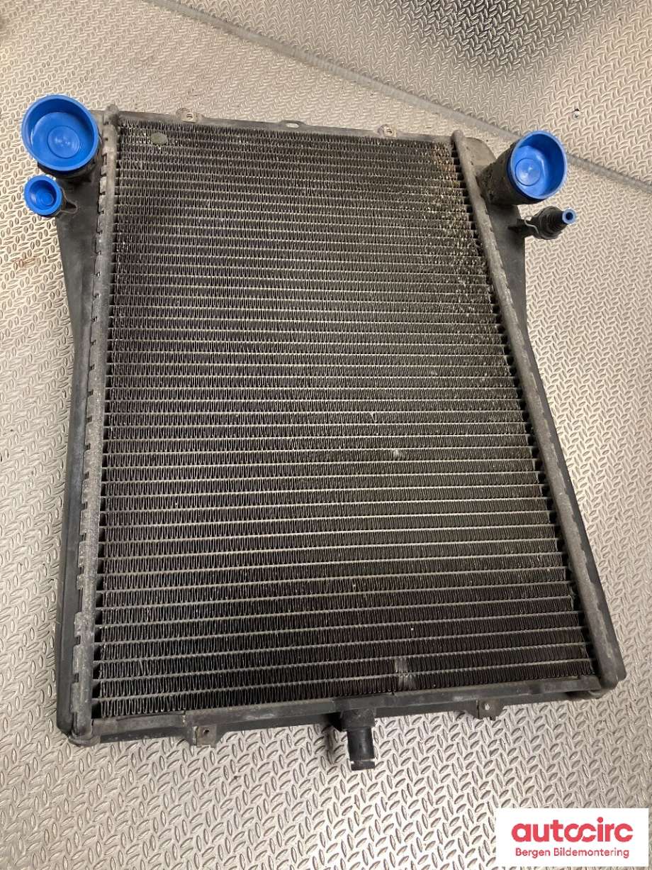 Radiator (manuell gir) til Porsche 911 1998-2005 (996) (996) (PORSCHE||996 106 132 72)