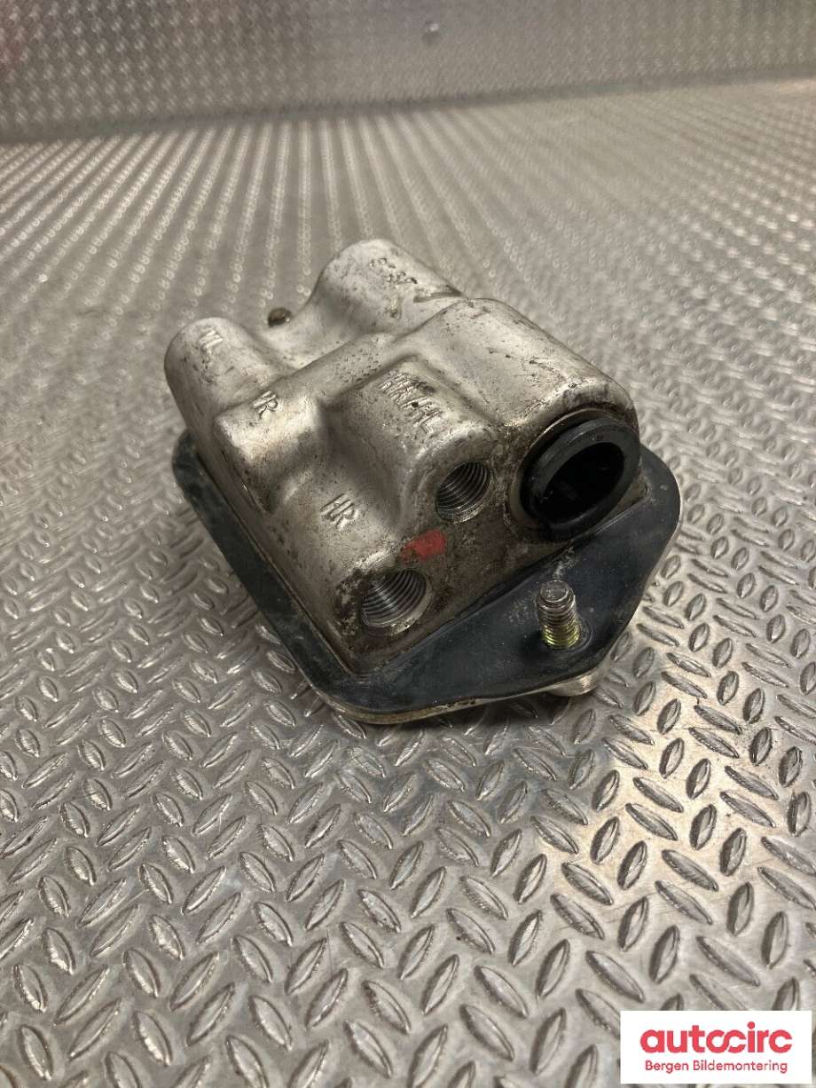 Bremsekraft-regulator bak til Porsche 911 1998-2005 (996) (996) (PORSCHE|996 355 923 00|996 355 650 28|)
