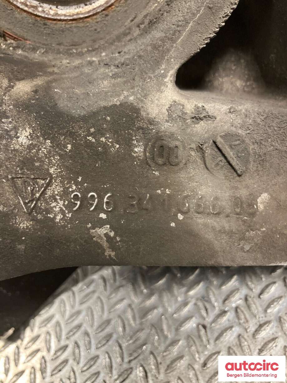Hjulspindel høyre foran til Porsche 911 1998-2005 (996) (996) (PORSCHE||996 341 166 06)