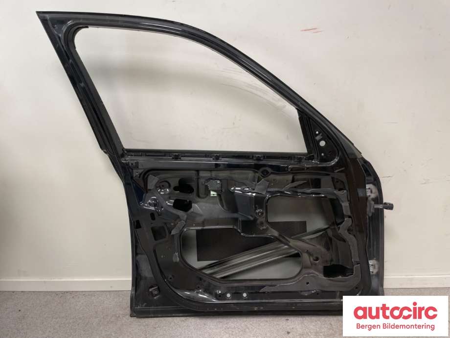 Dør venstre foran til BMW X3 2007-2010 (Fase 2) (E83) (E83) (BMW|41 00 3 451 015|)