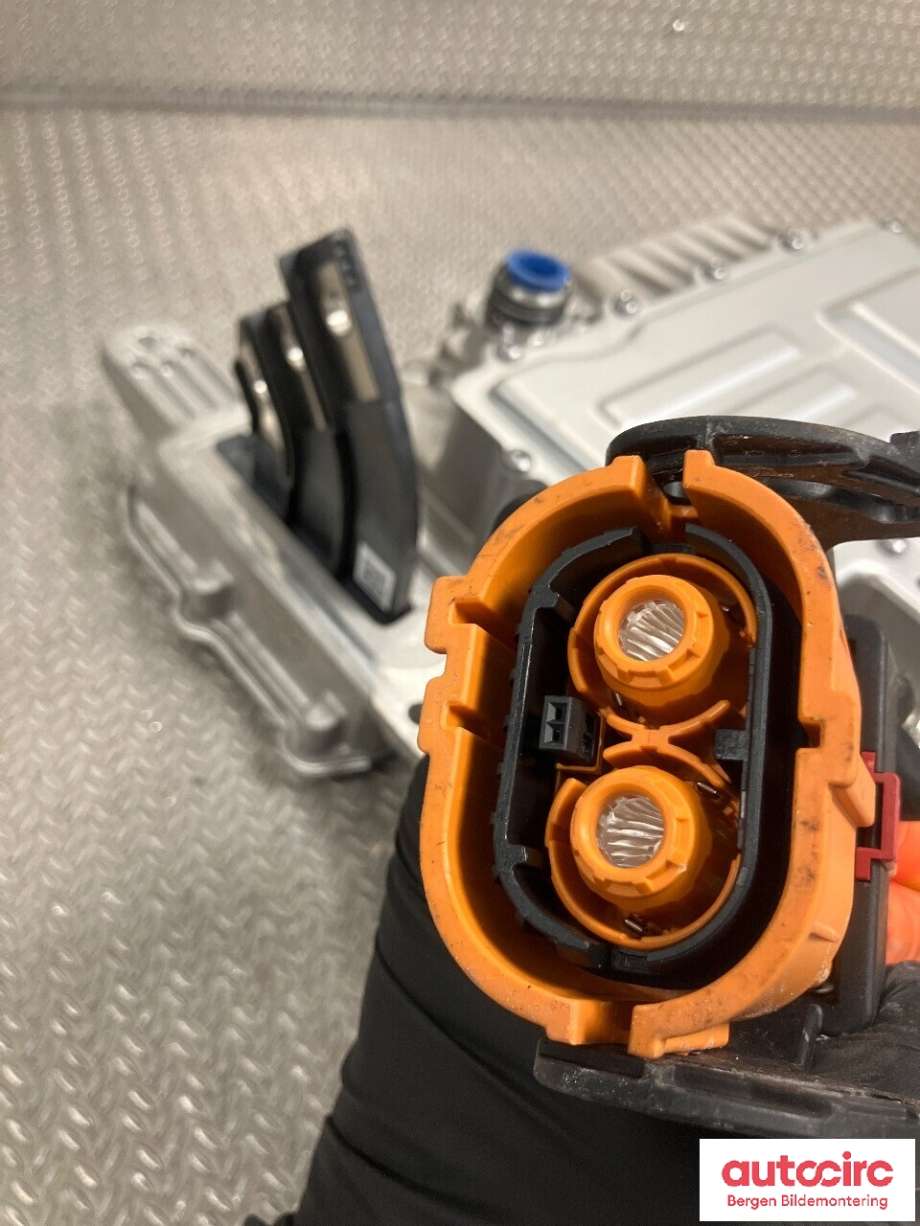 Inverter hybrid til Volvo EX30 2023-->>  (VOLVO|6608159113|)