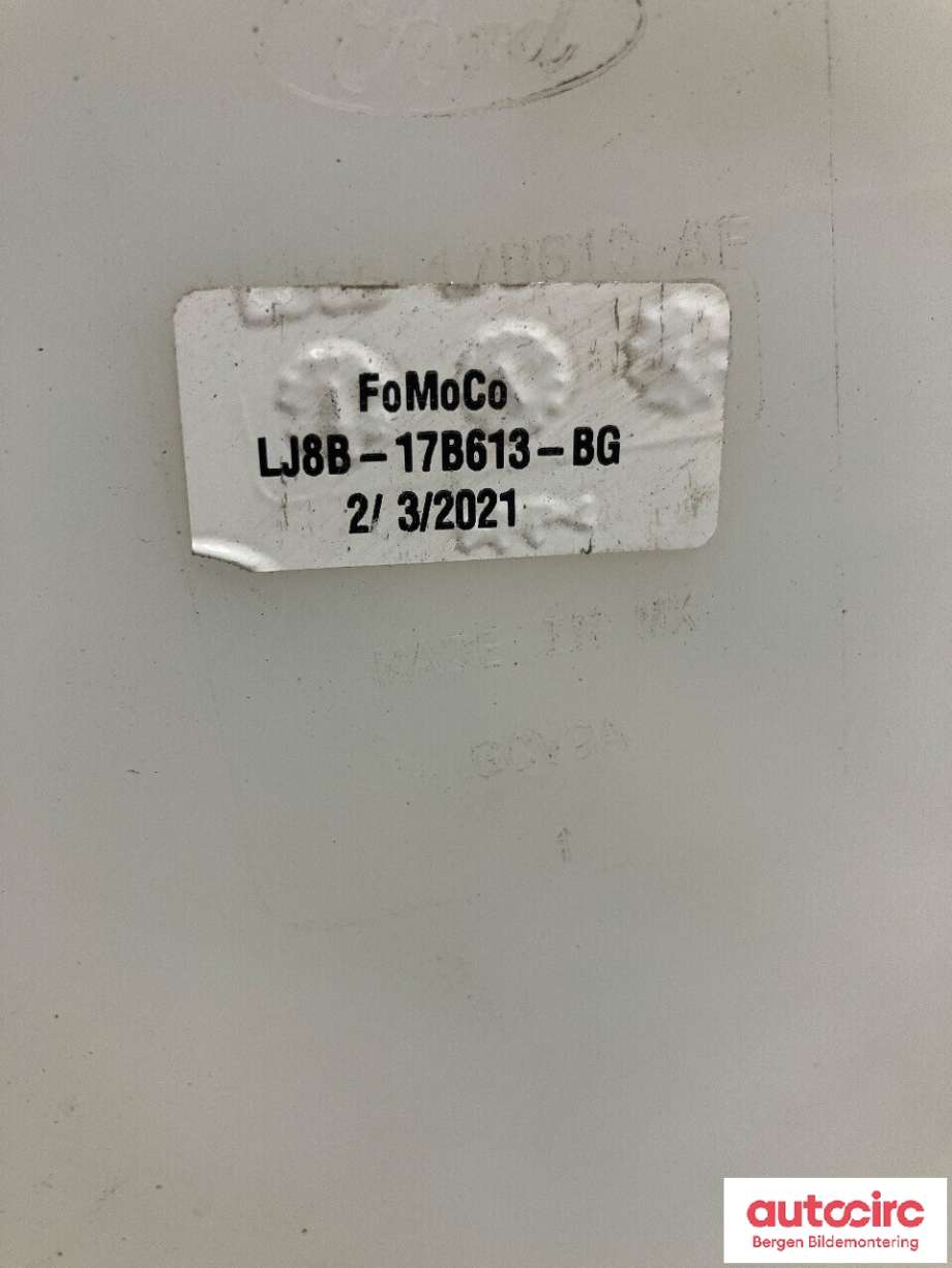 Spylertank til Ford Mustang Mach-e 2020-->> (FORD (US)|2518818|LJ8B17B613-BG|)