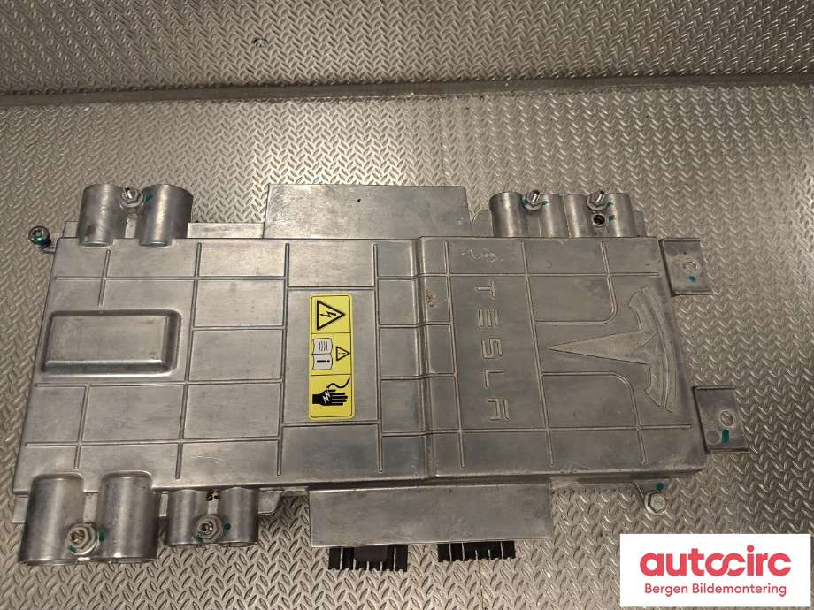 Diverse deler til Tesla Model S 2013-2016 (Fase 1)  (TESLA|1048912-00-A|)