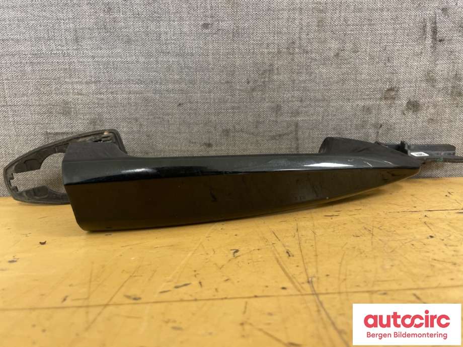 Dørhåndtak utv høyre bak til BMW 2-Serie 2014-2021 (F22/F23) (F22/F23) (BMW|51 21 7 396 306|)
