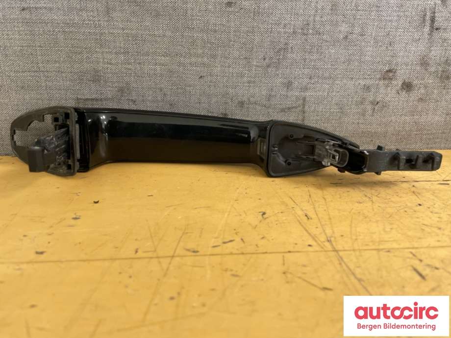 Dørhåndtak utv høyre bak til BMW 2-Serie 2014-2021 (F22/F23) (F22/F23) (BMW|51 21 7 396 306|)
