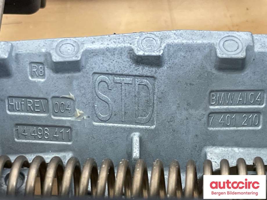 Diverse deler til BMW 2-Serie 2014-2021 (F22/F23) (F22/F23) (BMW|51 21 7 401 210|7 401 210)