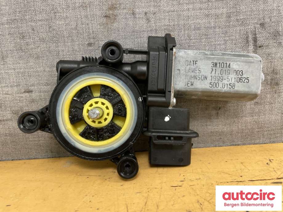 Ruteheis høyre til BMW 2-Serie, 2014-2021 (F22/F23) (F22/F23) (BMW|67 62 7 410 754)