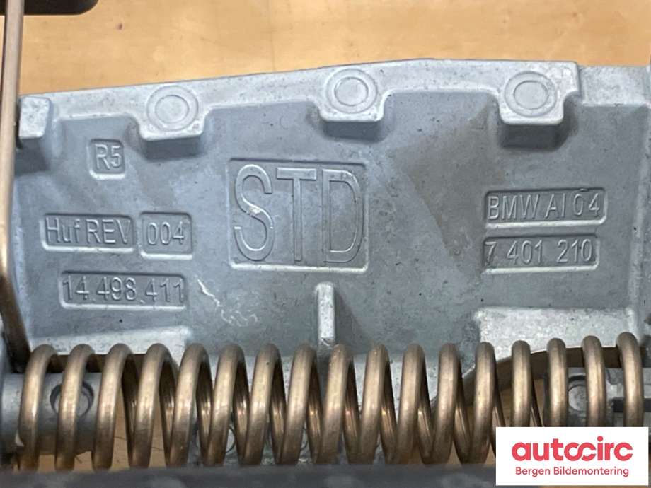 Diverse deler til BMW 2-Serie 2014-2021 (F22/F23) (F22/F23) (BMW|51 21 7 401 210|)