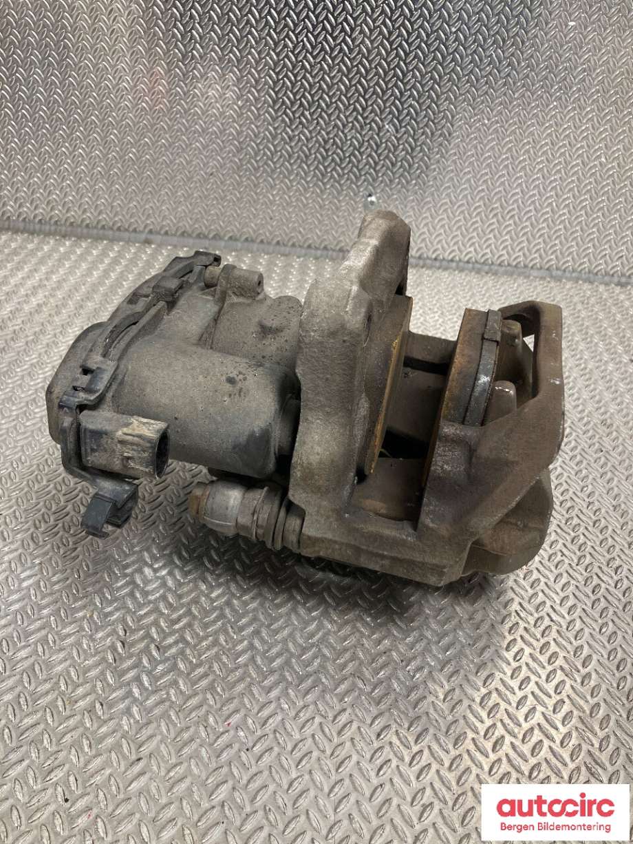 Bremsecaliper høyre bak til Mercedes E-Klasse 2016-2023 (W213) (W213) (MERCEDES|A 000 423 74 00|A 000 423 30 81|)