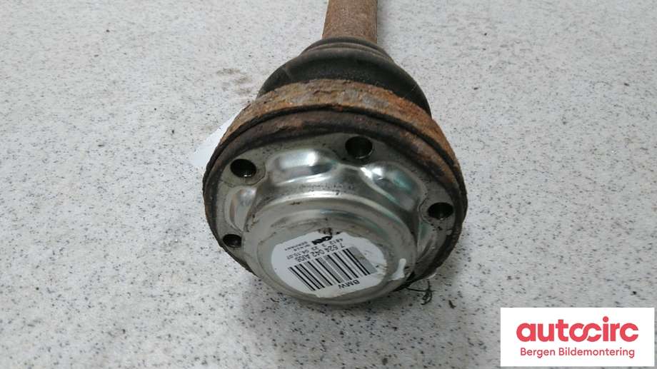 Drivaksel høyre bak til BMW X3 2007-2010 (Fase 2) (E83) (E83) (BMW|33 20 7 524 042|)