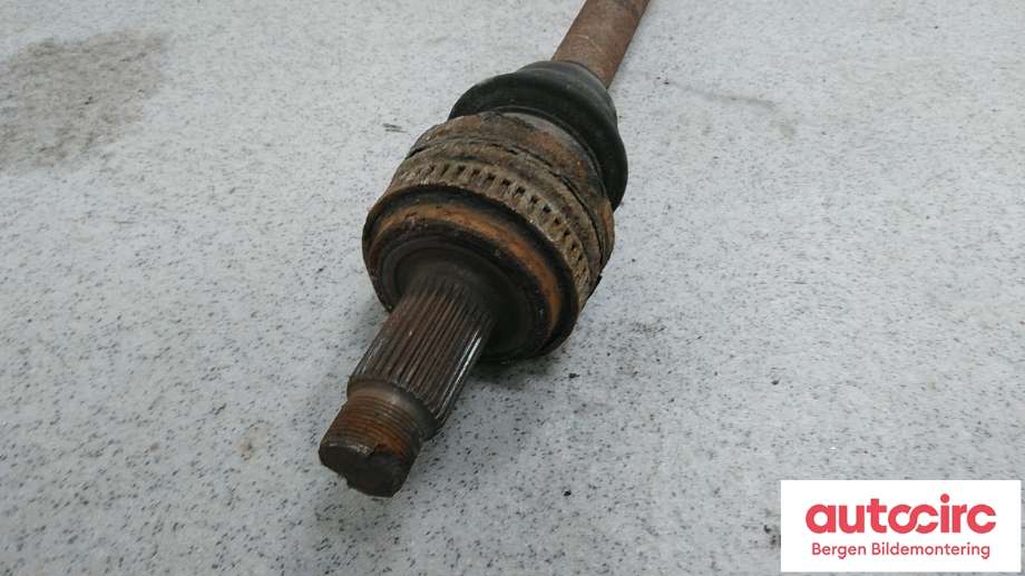 Drivaksel høyre bak til BMW X3 2007-2010 (Fase 2) (E83) (E83) (BMW|33 20 7 524 042|)