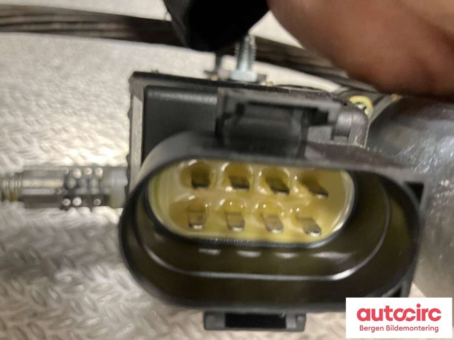 Ruteheis til Porsche 911 1998-2005 (996) (996) (PORSCHE|996 542 075 05|996 542 075 04|996 624 101 05)