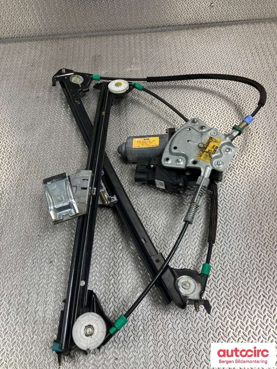 Ruteheis til Porsche 911 1998-2005 (996) (996) (PORSCHE|996 542 075 05|996 542 075 04|996 624 101 05)