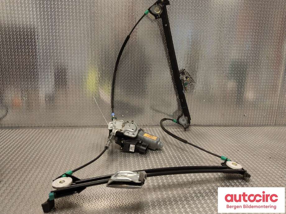 Ruteheis til Porsche 911 1998-2005 (996) (996) (PORSCHE|996 542 075 05|996 542 076 04|996 624 102 05)