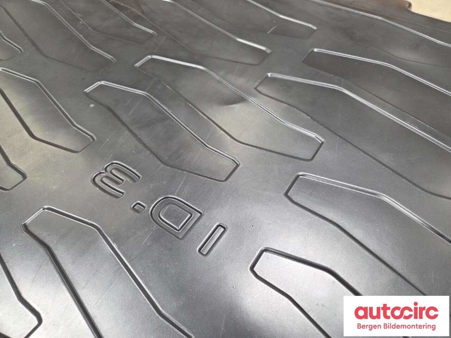 Bagasjerom teppe/gulvplate til VW ID.3 2020-->>  (VOLKSWAGEN|10A 061 161|)
