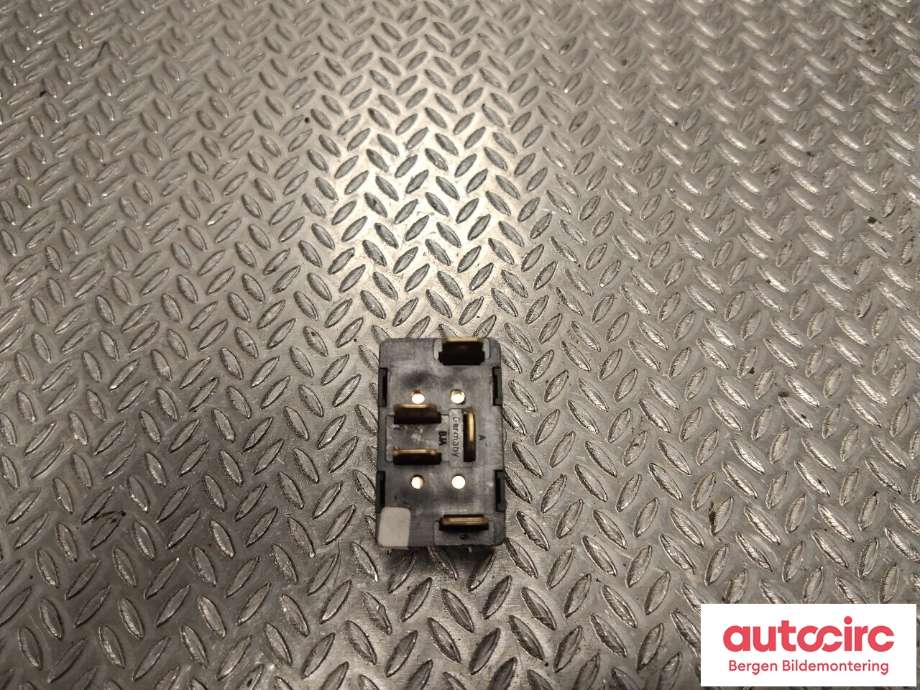 Bryter ruteheis til Porsche 911 1998-2005 (996) (996) (PORSCHE|996 613 105 10|)