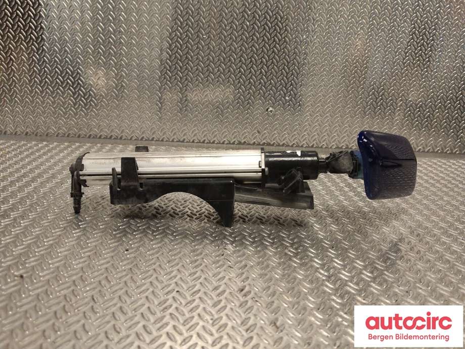 Lyktespylerdyse til Ford C-Max 2010-2015 (Type II, Fase 1)  (FORD|1686903|AM51-13L014-AA|1740589)
