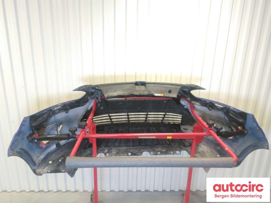 Støtfanger foran til Ford C-Max 2010-2015 (Type II, Fase 1)  (FORD|1758223|AM51-17762-ACXWAA|)