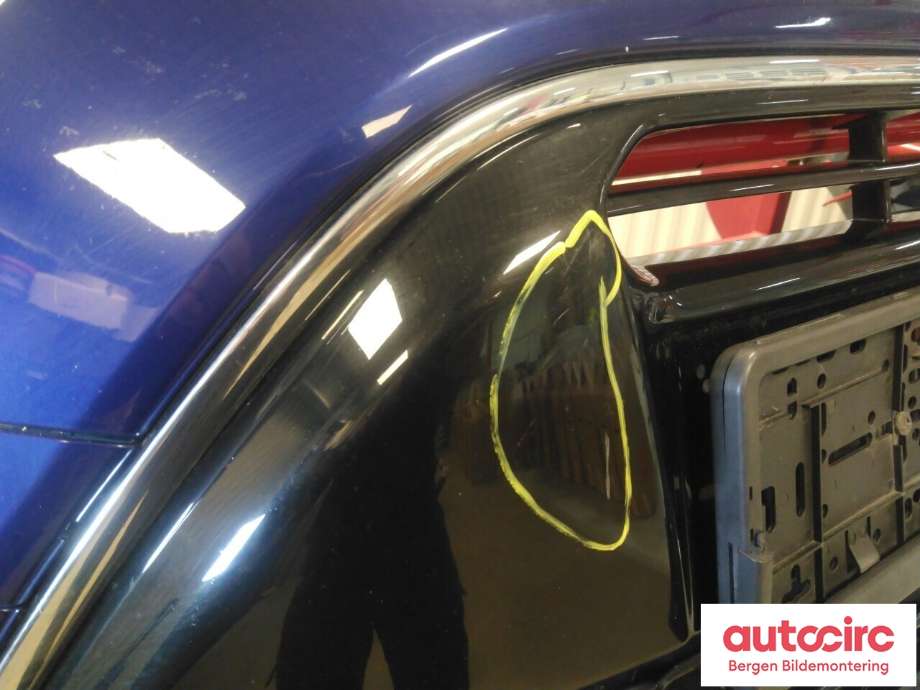 Støtfanger foran til Ford C-Max 2010-2015 (Type II, Fase 1)  (FORD|1758223|AM51-17762-ACXWAA|)