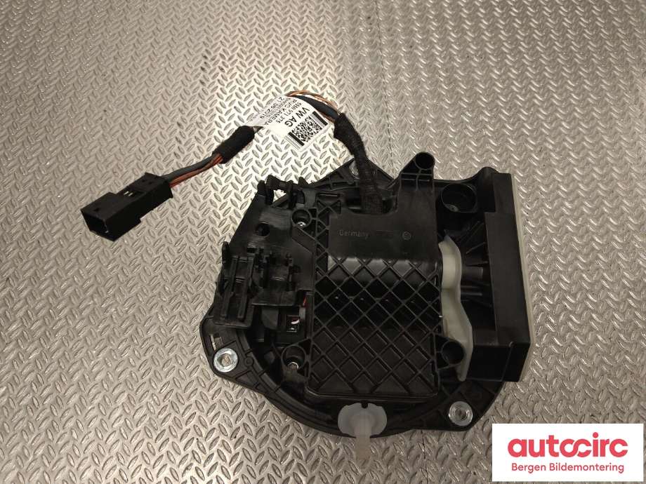 Bakluke/bakdør håndtak til VW ID.3 2020-->> (VOLKSWAGEN|10A 827 469 AH|)