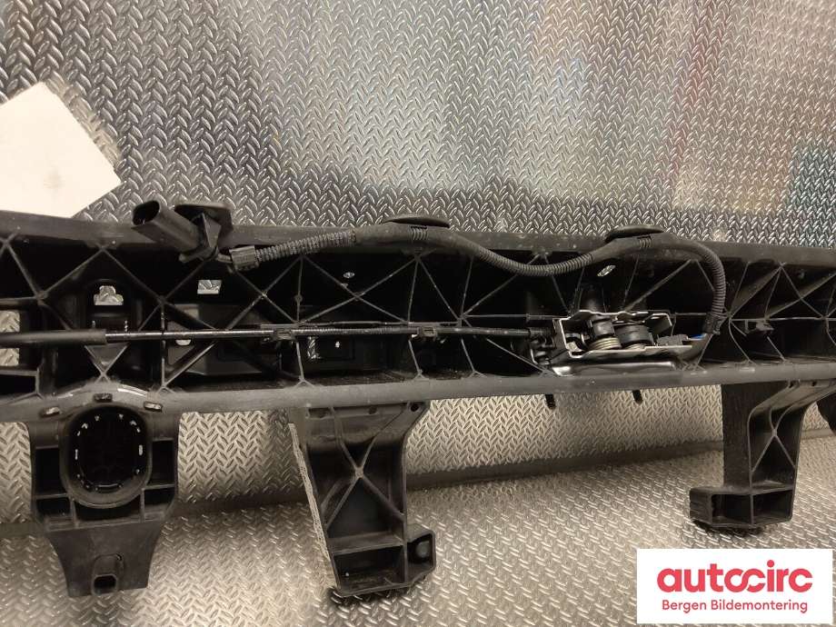 Frontplate øvre til VW ID.3 2020-->>  (VOLKSWAGEN|10A805563E|)