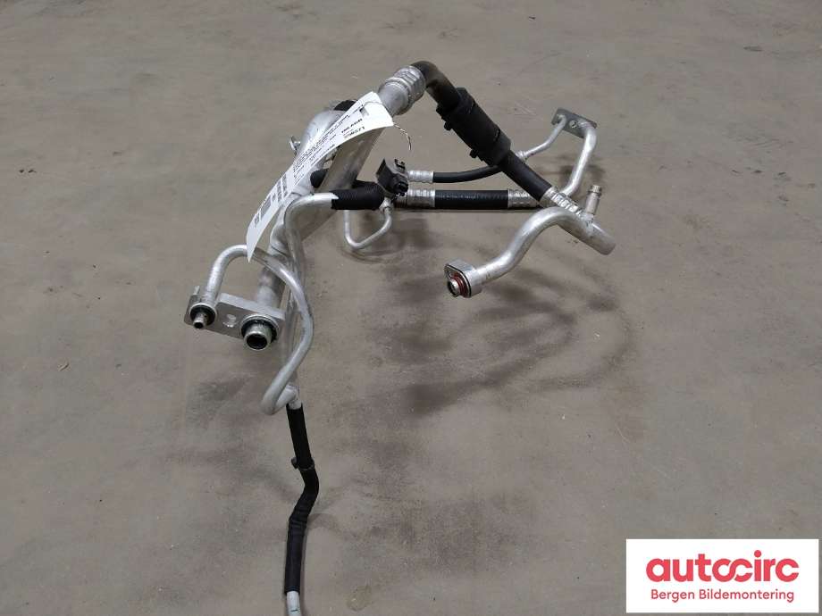 Aircondition rør til Ford Mustang Mach-e 2020-->>  (FORD (US)|2702111|LJ9H-19E881-AH|)