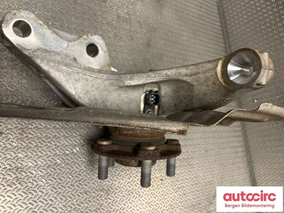 Hjulspindel venstre foran til Ford Mustang Mach-e 2020-->>  (FORD (US)|2483040|LJ9C-3K171-B3A|)