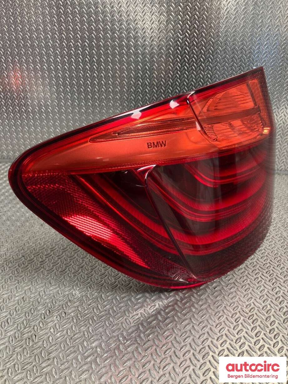 Baklykt venstre til BMW 5-Serie 2010-2017 (F10/F11) (F10/F11) (BMW|63 21 7 306 161|)