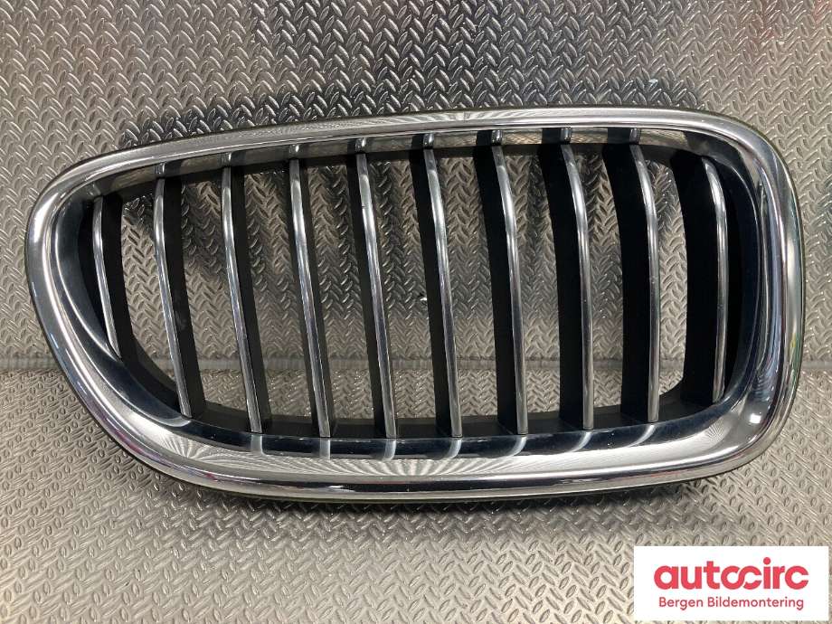 Grill høyre til BMW 5-Serie 2010-2017 (F10/F11) (F10/F11) (BMW|51 13 7 412 324|)