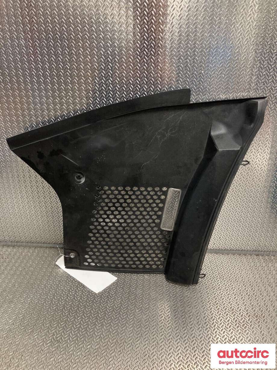 Deksel til Porsche 911 1998-2005 (996) (996) (PORSCHE|996 572 562 01|)