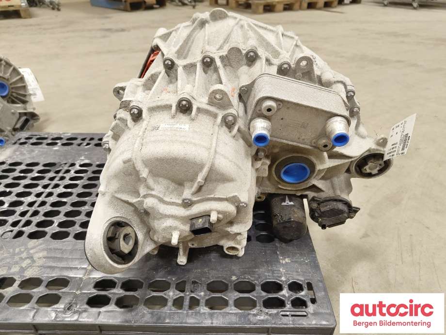 Motor elbil foran til Tesla Model 3 2018-2023 (Fase 1)  (TESLA|1120960-10-G|)