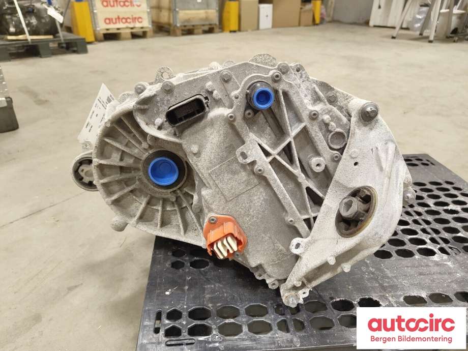 Motor elbil foran til Tesla Model 3 2018-2023 (Fase 1)  (TESLA|1120960-10-G|)