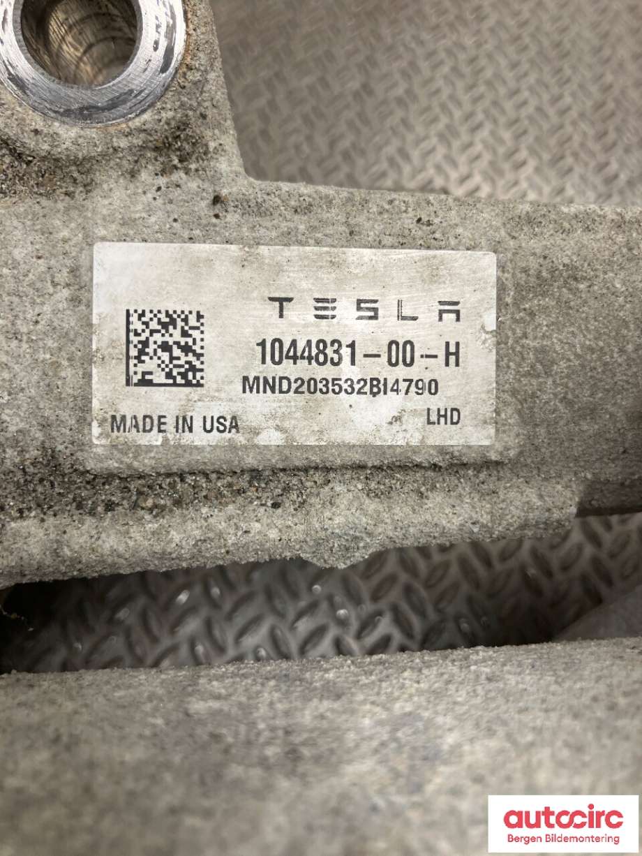 Tannstang elektrisk til Tesla Model 3 2018-2023 (Fase 1) (TESLA|1044831-00-H|)