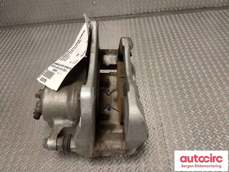 Bremsecaliper venstre foran til Toyota bZ4X 2022-->> (TOYOTA|4775042130|)