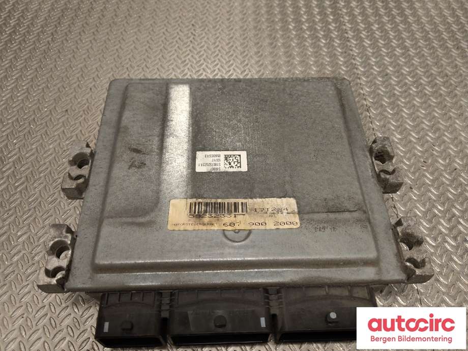 Styreenhet motor til Mercedes CLA 2013-2019 (C117) (C117) (MERCEDES|A 607 900 20 00|)