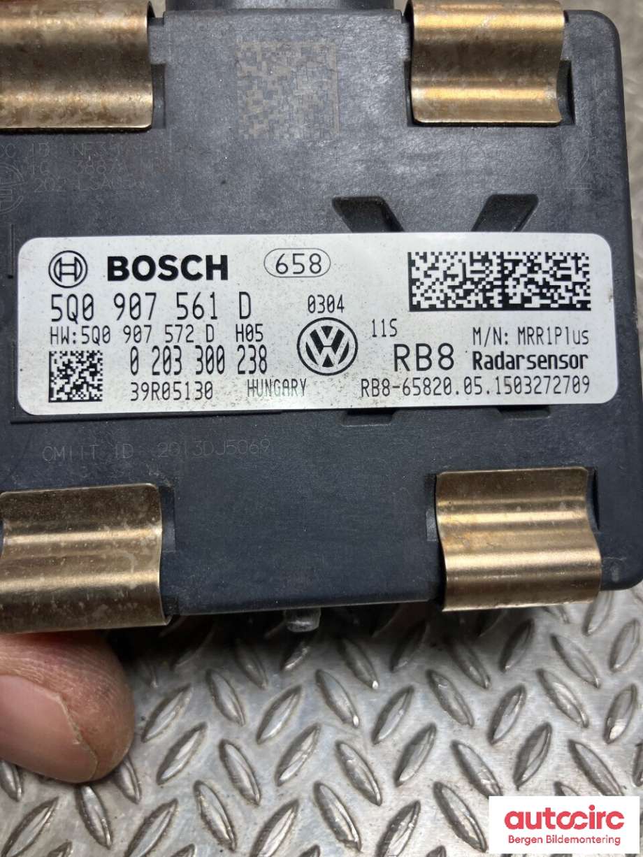 Sensor radar til VW e-Golf 2014-2017 (Fase 1)  (VOLKSWAGEN|5Q0 907 561 F|5Q0 907 561 D|)