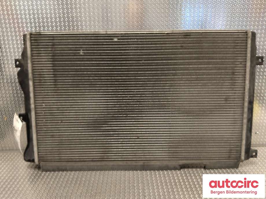 Radiator (automat gir) til VW Golf VI 2008-2012  (VOLKSWAGEN|1K0 121 251 DN|)