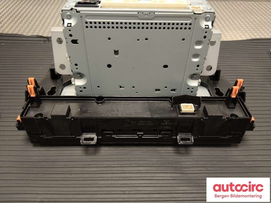 Instrument kjørecomputer til Toyota bZ4X 2022-->> (TOYOTA|8610042B41|)