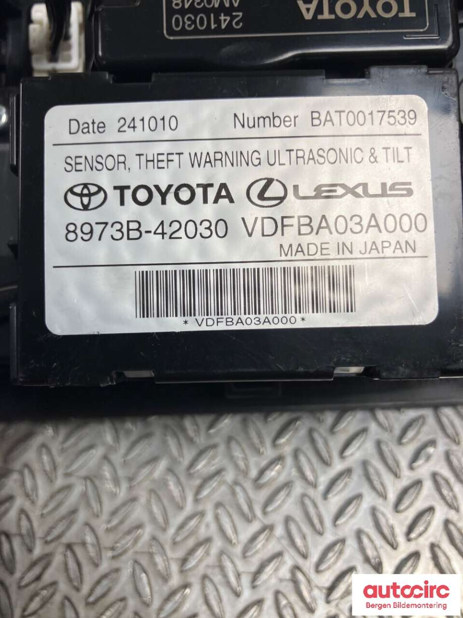 Tak konsoll til Toyota bZ4X 2022-->>  (TOYOTA|8973B42030|)