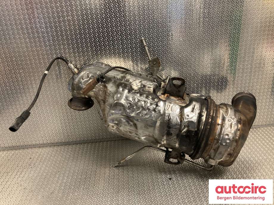 Partikkelfilter til Peugeot 5008 2010-2017 (Type I)  (PEUGEOT|1738 42|1738 E3|98 083 300 80)