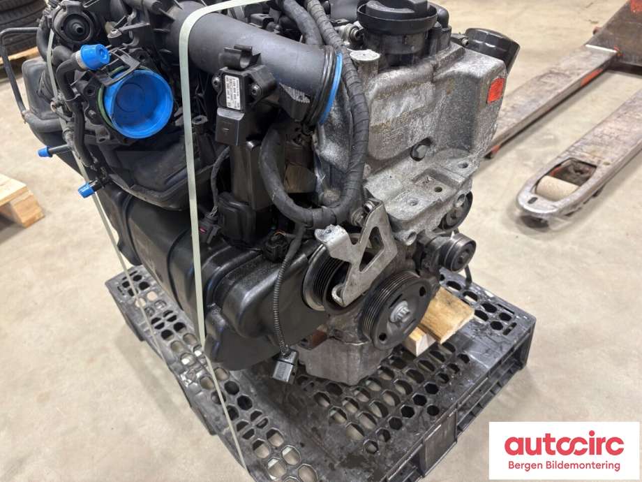 Motor bensin til VW Golf VI 2008-2012 (VOLKSWAGEN|03C 100 091 T||CAVD)