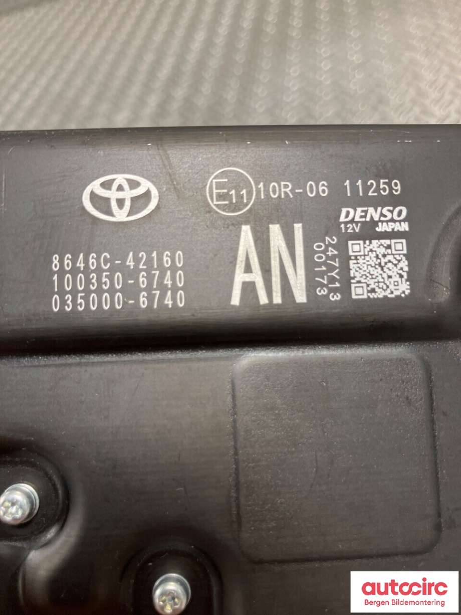 Kamera til Toyota bZ4X 2022-->>  (TOYOTA|8646C42170|)