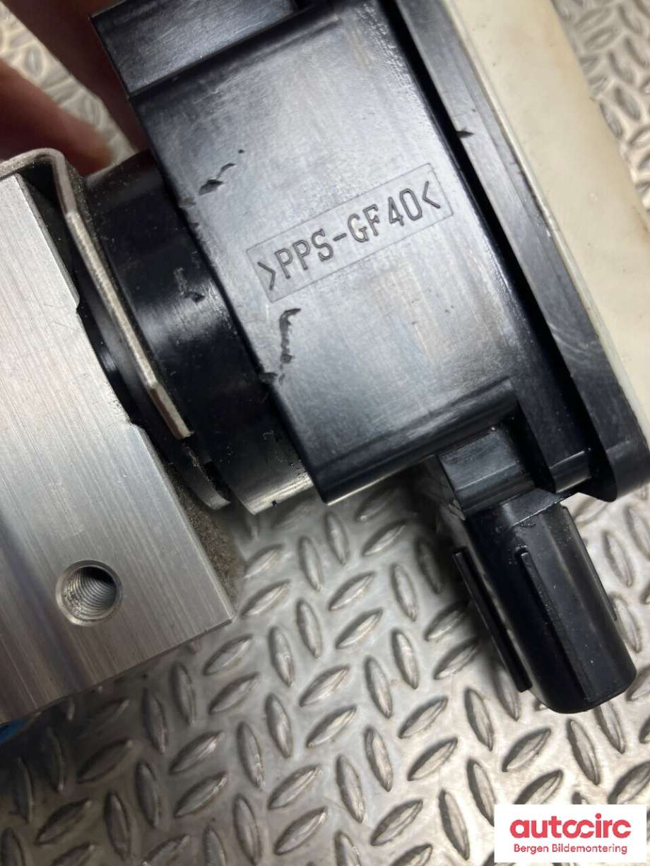 Diverse deler til Toyota bZ4X 2022-->>  (TOYOTA|8851542151|)