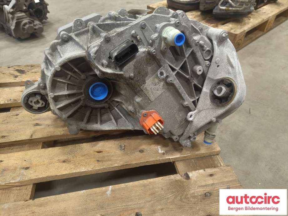 Motor elbil foran til Tesla Model 3 2018-2023 (Fase 1) (TESLA|1120960-00-G|)