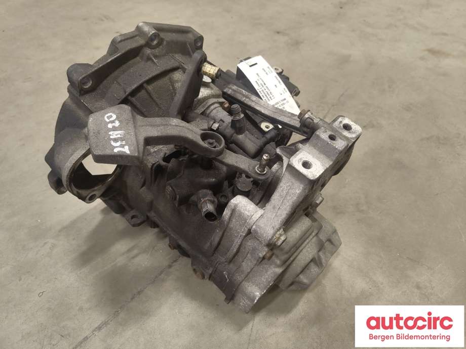 Girkasse manuell 6-trinn til VW Golf VI 2008-2012  (VOLKSWAGEN|02S 300 046 P|)