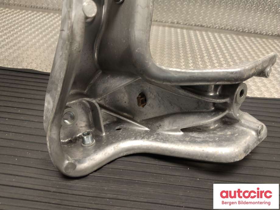 Diverse deler til Toyota bZ4X 2022-->> (TOYOTA|5102542010|)