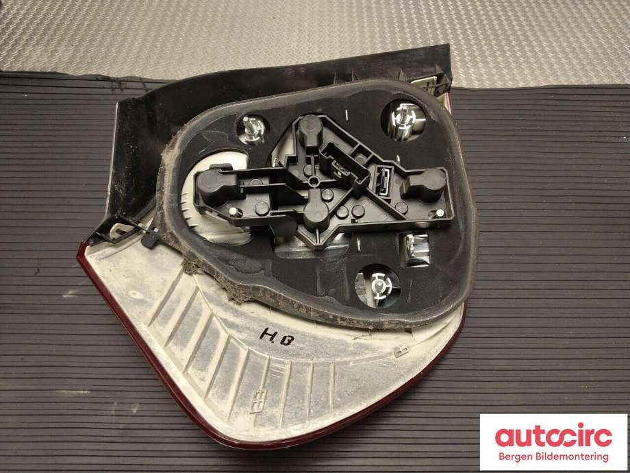 Baklykt høyre til BMW 1-Serie 2004-2011 (E81/E82/E87/E88) (E81/E82/E87/E88) (BMW|63 21 6 924 502|)