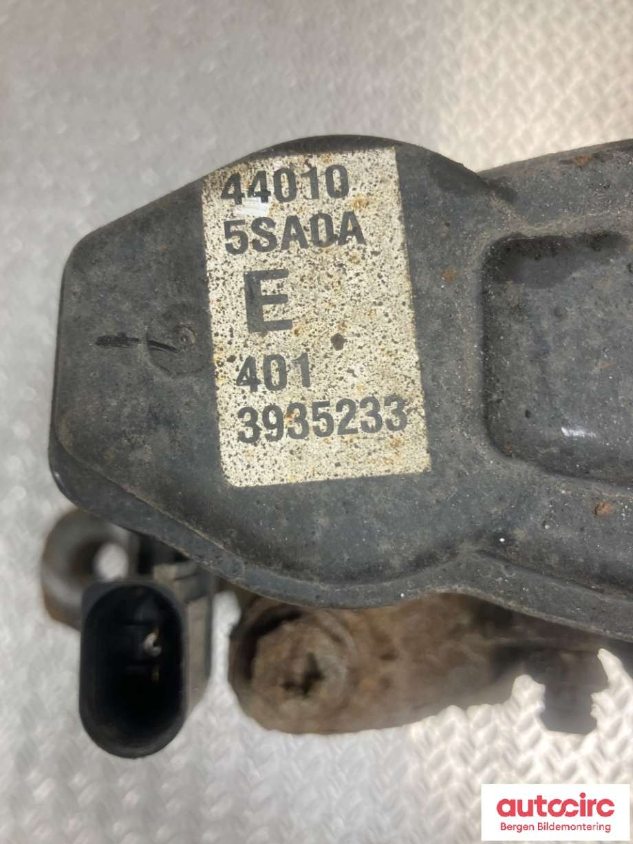 Bremsecaliper venstre bak til Nissan Leaf 2018-->> (Type II)  (NISSAN|440114CA0A|)