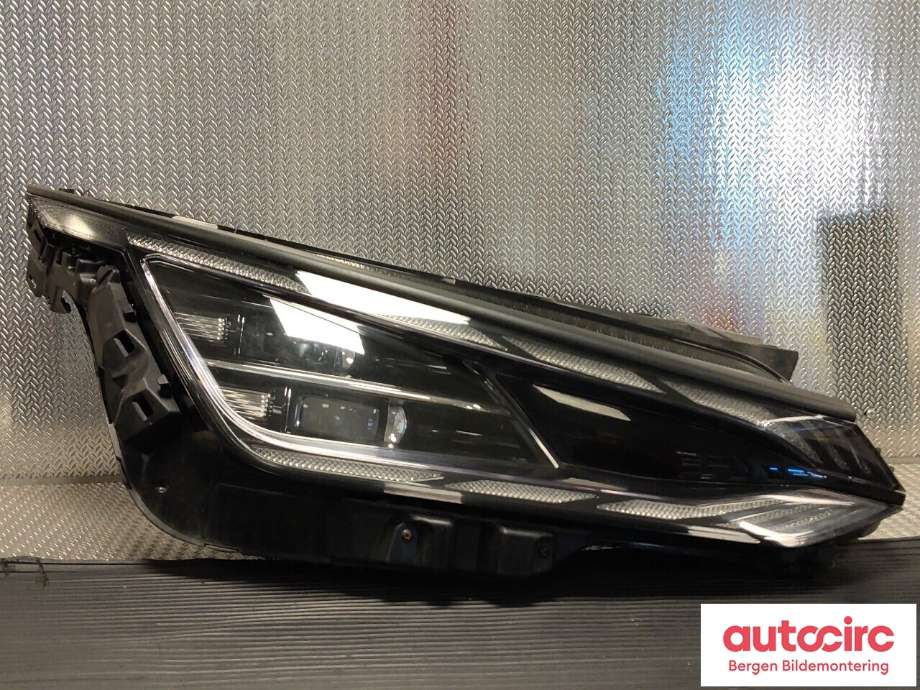 Frontlykt høyre halogen til Kia EV6 2021-->> (KIA|92102CV110|)