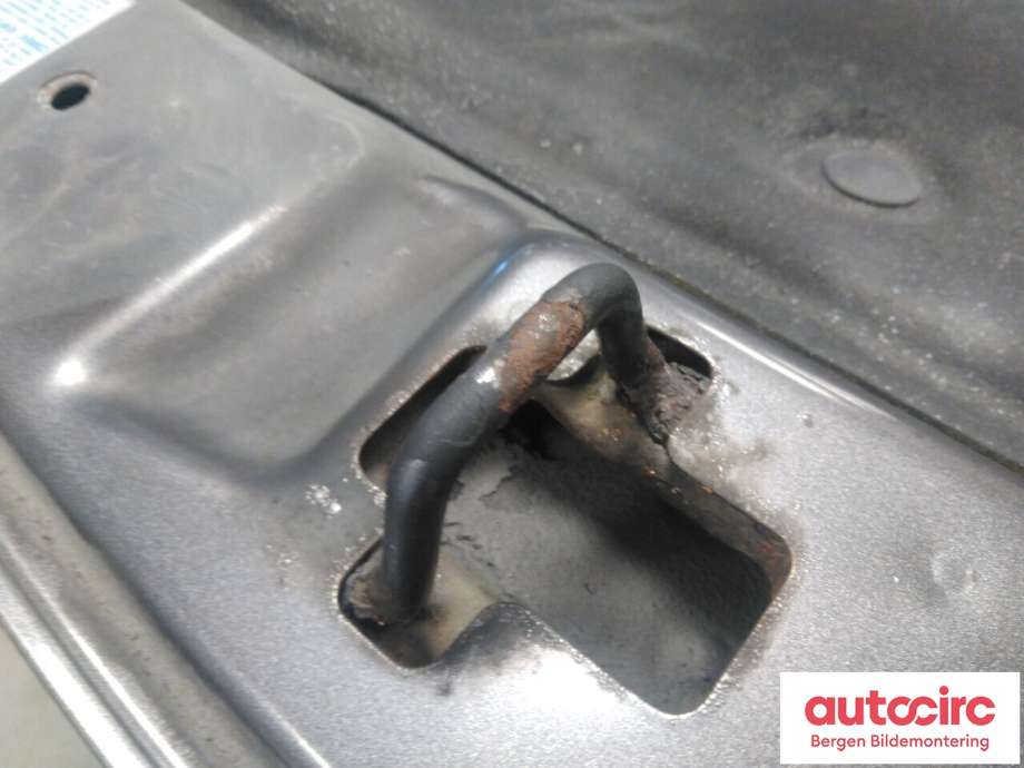 Panser til Toyota Avensis 2003-2008 (Type II)  (TOYOTA|5330105030|)
